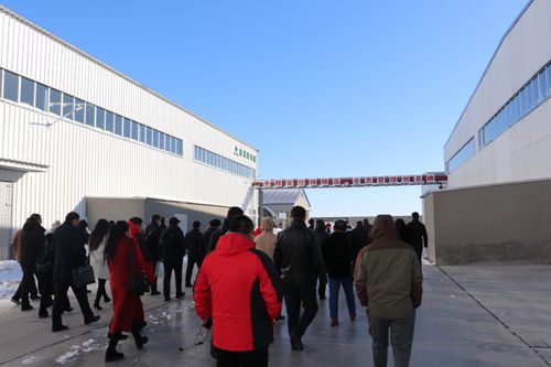 ����������Ŀ͑��^ͨ�ķ��r���m��ʿ·